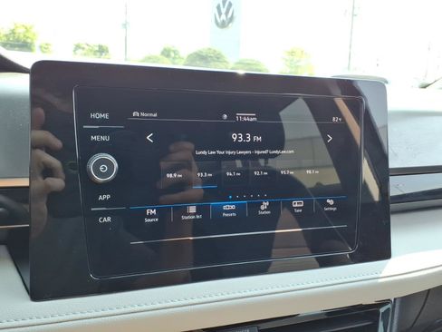 Used 2025 Volkswagen Taos S AWD/4WD image 18