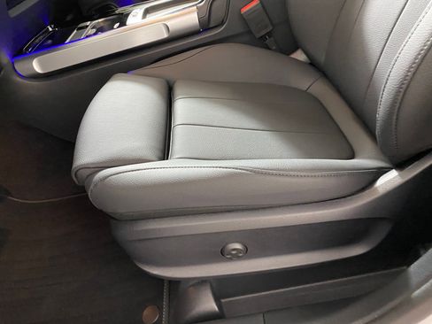 Used 2026 Mercedes-Benz GLB 250 4MATIC image 13