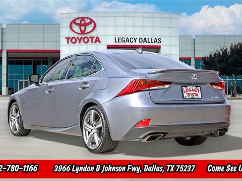 Used 2020 Lexus IS 300 w/ Premium Package image 7