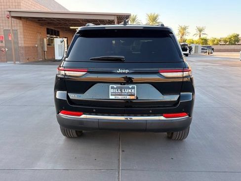 Used 2022 Jeep Grand Cherokee Limited 4xe AWD/4WD image 8