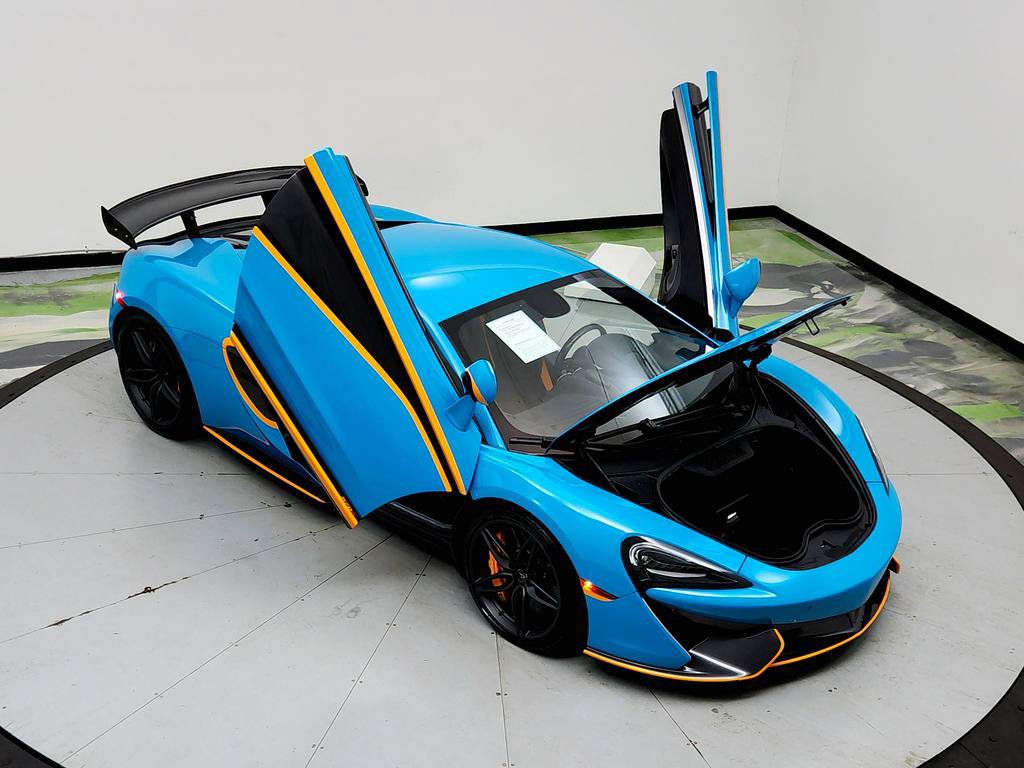 Used 2017 McLaren 570S Coupe RWD image 32