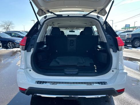 Used 2017 Nissan Rogue S image 34