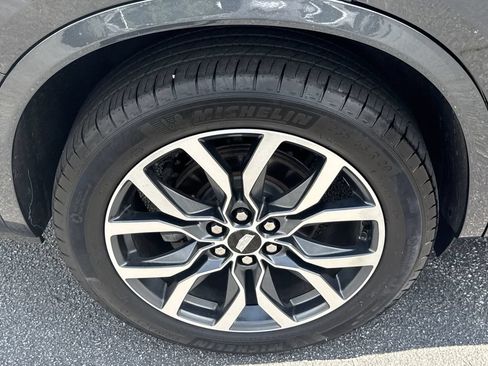 Used 2021 Cadillac XT6 Sport AWD/4WD image 17