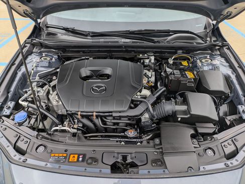 Used 2023 MAZDA MAZDA3 s image 29