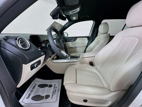 New 2026 Mercedes-Benz GLB 250 image 22