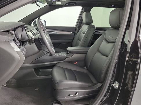 Certified 2024 Cadillac XT6 Luxury AWD/4WD image 19