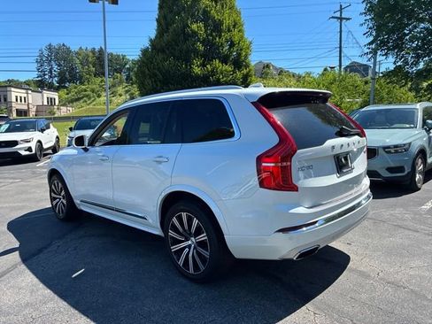 Used 2021 Volvo XC90 T6 Inscription w/ Climate Package AWD/4WD image 3