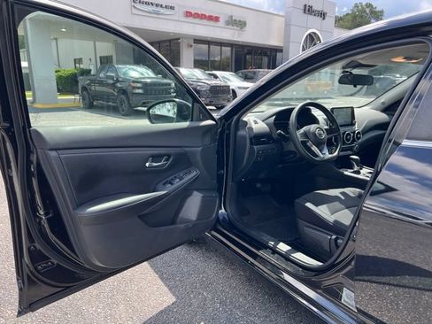 Used 2023 Nissan Sentra SV FWD image 8