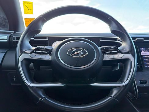 Used 2022 Hyundai Santa Cruz SEL Premium image 19