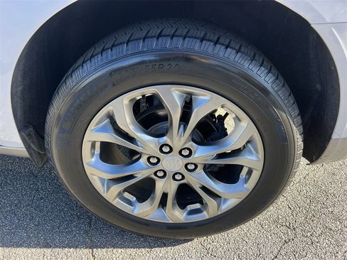 Used 2019 Buick Enclave Avenir w/ Avenir Technology Package image 16