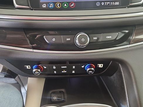 Used 2020 Buick Enclave Essence w/ Sound and Sites Package AWD/4WD image 21