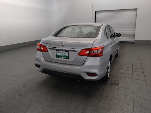Used 2016 Nissan Sentra S FWD image 7