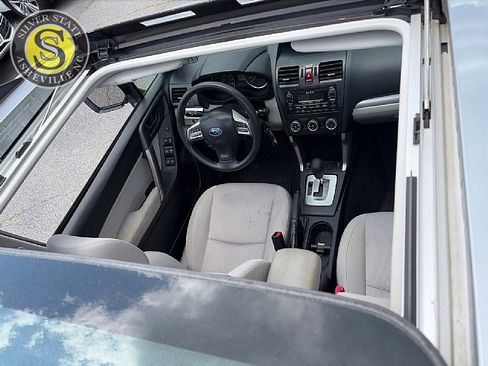 Used 2015 Subaru Forester 2.5i Premium w/ Protection Package #1 AWD/4WD image 28