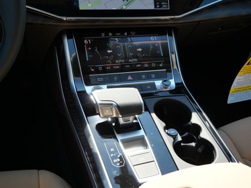 New 2026 Audi Q7 2.0T Premium Plus AWD/4WD image 10