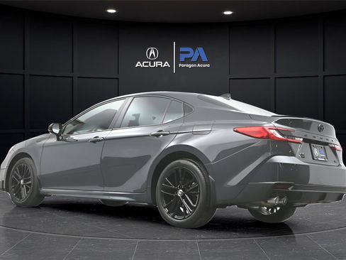 Used 2025 Toyota Camry SE w/ Convenience Package image 27