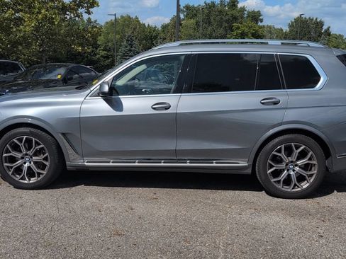 Used 2024 BMW X7 xDrive40i w/ Premium Package AWD/4WD image 2
