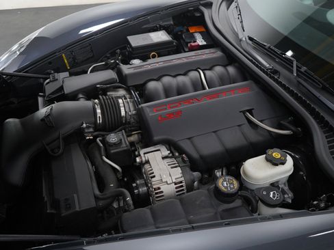 Used 2010 Chevrolet Corvette Grand Sport w/ Preferred Equipment Group RWD image 28