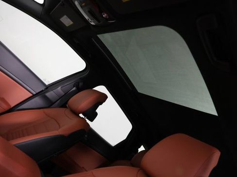 New 2026 Kia Sportage SX FWD image 12