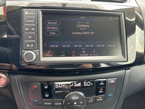 Used 2019 Nissan Sentra SV FWD image 20