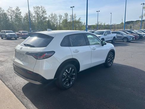 New 2026 Honda HR-V EX-L image 5