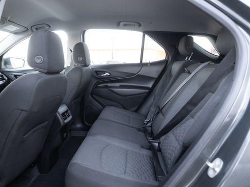 Used 2018 Chevrolet Equinox LT image 21