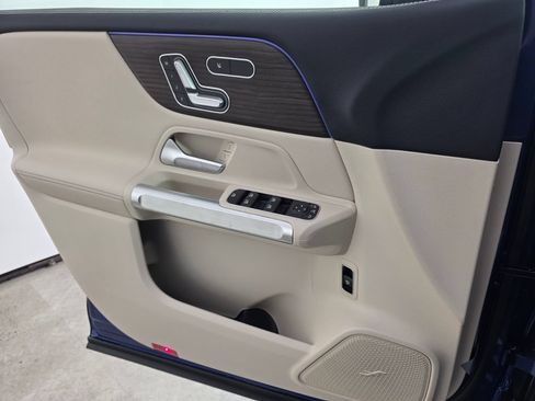 New 2026 Mercedes-Benz GLB 250 image 16