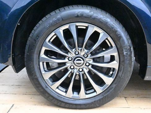 Used 2021 Nissan Armada Platinum w/ Captain's Chairs Package AWD/4WD image 12