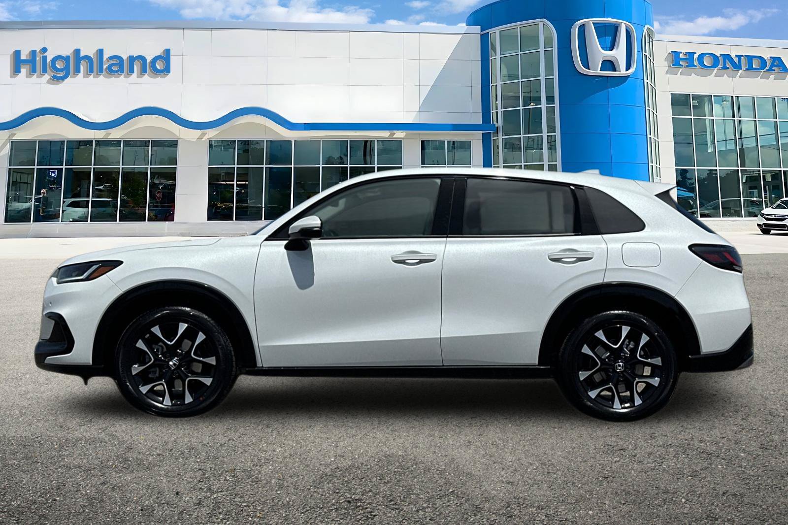 New 2027 Honda HR-V EX-L image 2
