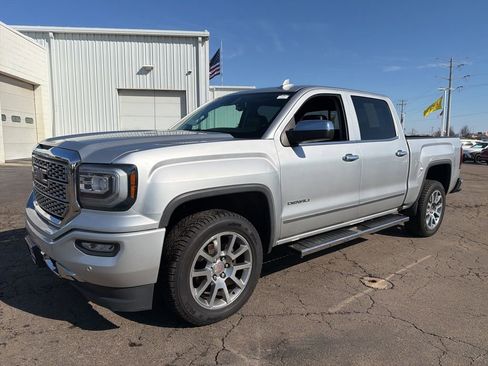 Used 2018 GMC Sierra 1500 Denali AWD/4WD image 9