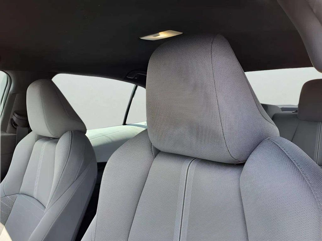 Used 2024 Toyota Corolla SE FWD image 16