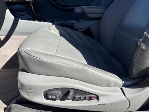 Used 2004 BMW 325Ci 325Ci convertible image 12