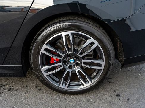 Used 2024 BMW 530i xDrive w/ M Sport Package image 30