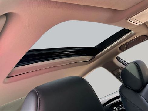 Used 2024 Honda Accord Touring image 13