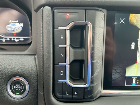 Used 2022 GMC Yukon Denali AWD/4WD image 21