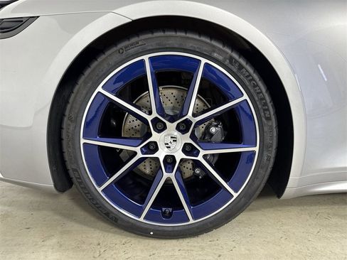 New 2026 Porsche 911 Carrera T image 16