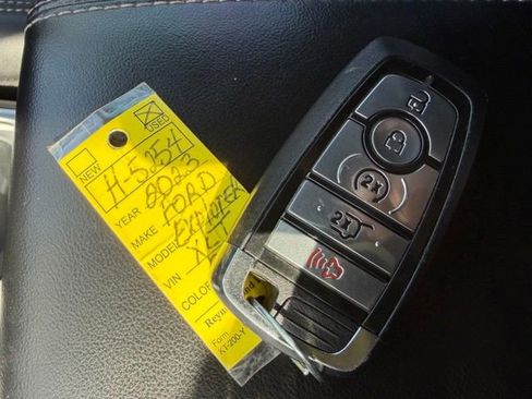Used 2023 Ford Explorer XLT w/ Equipment Group 202A AWD/4WD image 47