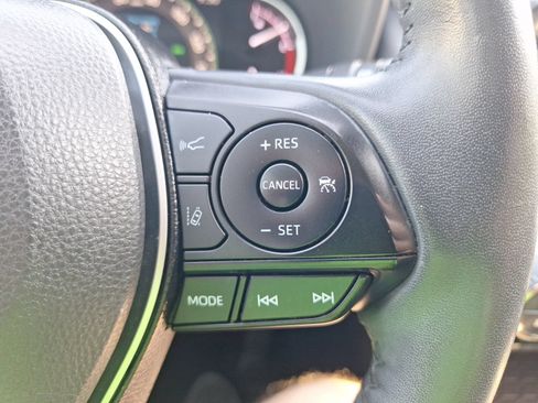 Used 2020 Toyota RAV4 Limited w/ Limited Grade Weather Package FWD image 20