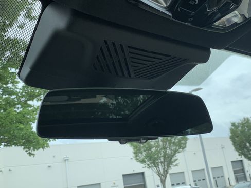 Certified 2025 BMW X1 xDrive28i w/ Premium Package image 30