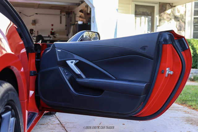 Used 2016 Chevrolet Corvette Stingray Convertible w/ 2LT Preferred Equipment Group RWD image 40