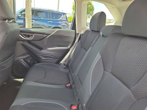 Used 2021 Subaru Forester Premium image 17