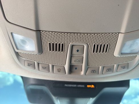 Used 2022 Ford Expedition Max Limited AWD/4WD image 18