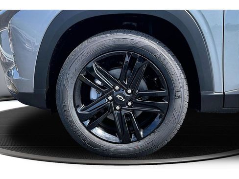 New 2026 Chevrolet Trax ACTIV w/ Sunroof Package FWD image 15