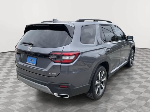 Used 2024 Honda Pilot Elite image 16