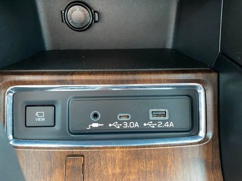 Used 2023 Subaru Ascent Touring AWD/4WD image 20