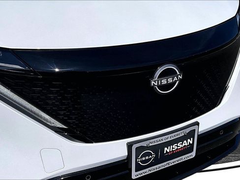 Used 2023 Nissan Ariya AWD image 32
