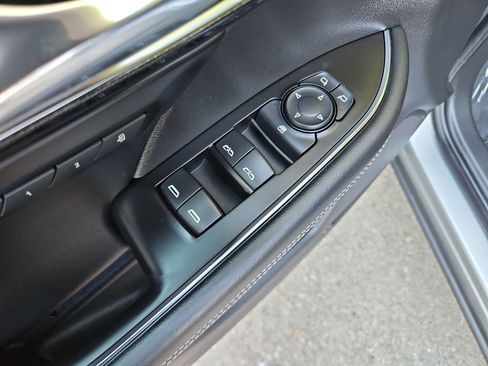 Used 2023 Buick Envision Essence w/ Sport Touring Package AWD/4WD image 26