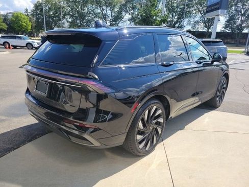 Certified 2024 Lincoln Nautilus Reserve w/ Equipment Group 202A AWD/4WD image 12