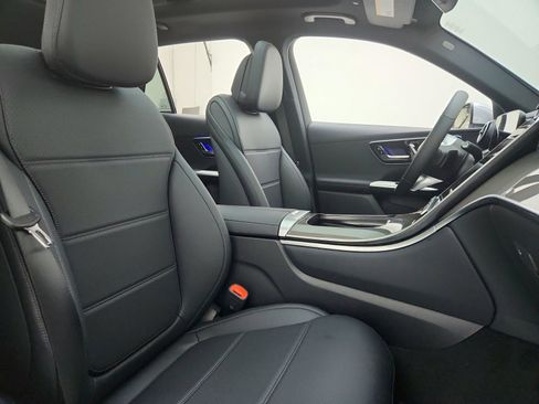 New 2026 Mercedes-Benz GLC 300 image 13