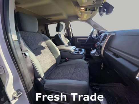 Used 2015 RAM 3500 SLT w/ Luxury Group image 9