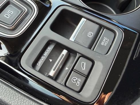 Used 2024 Honda Pilot EX-L image 26